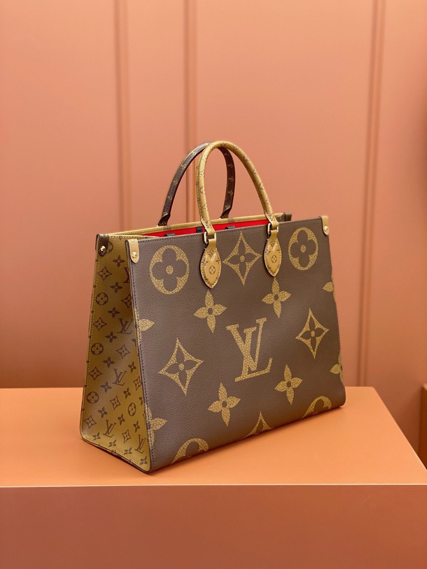 [Luxe]0528 OnTheGo MM Monogram
