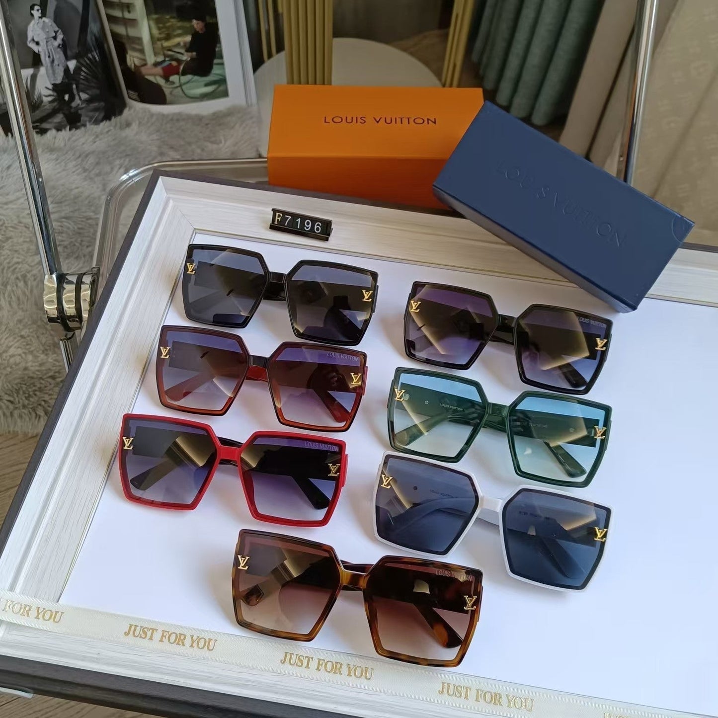 [Luxe]Fashion Large Frame Sunglasses V-With Gift Box