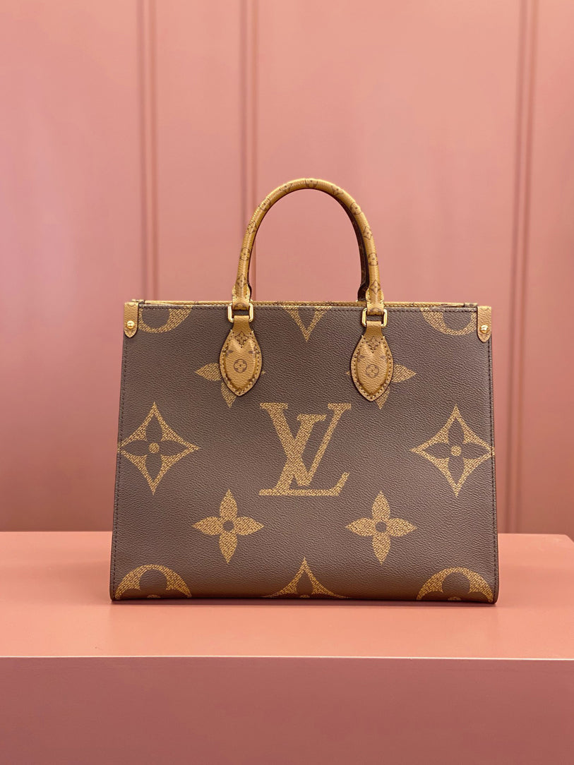 [Luxe]0528 OnTheGo MM Monogram