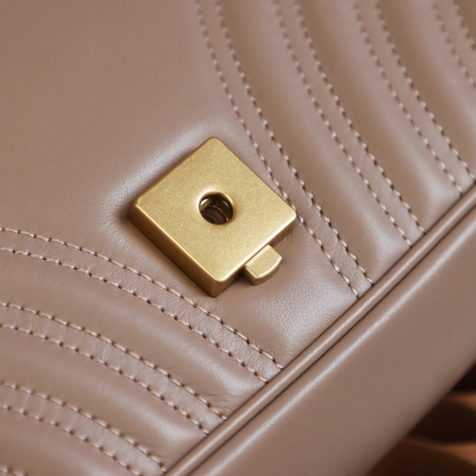 [Luxe]0528 milk tea color Small GG Marmont 2.0 Shoulder Bag