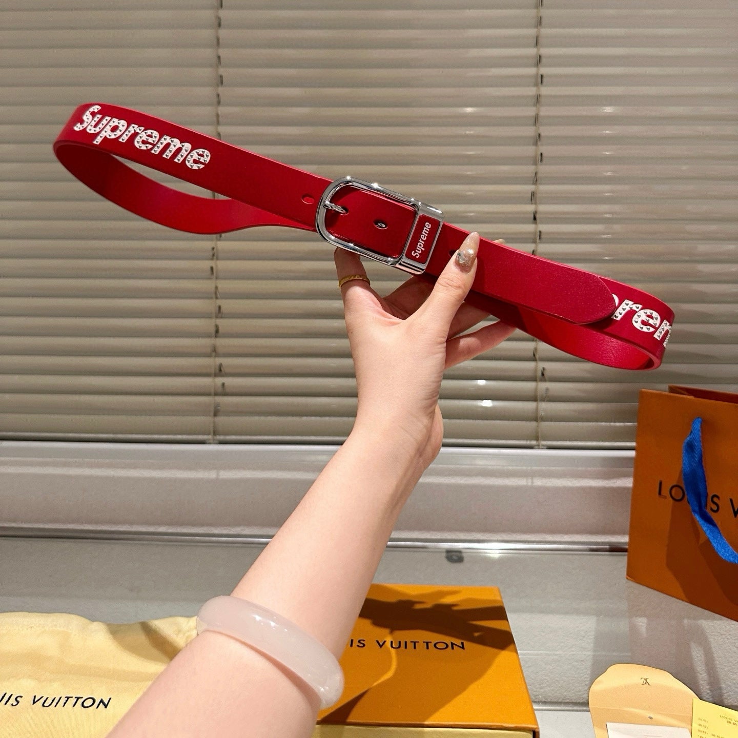 [Luxe]Supreme Steel buckle, fine-grained leather