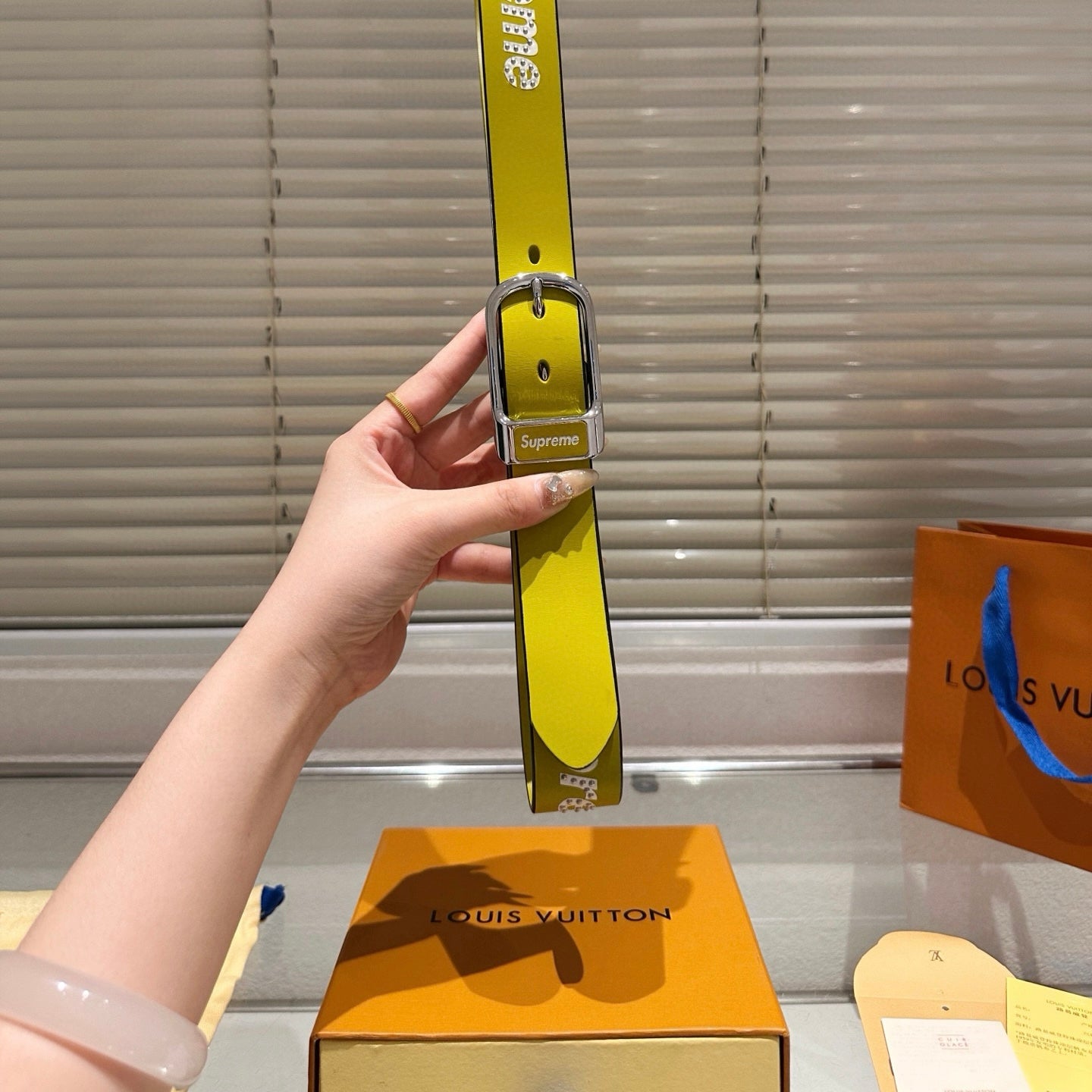 [Luxe]Supreme Steel buckle, fine-grained leather