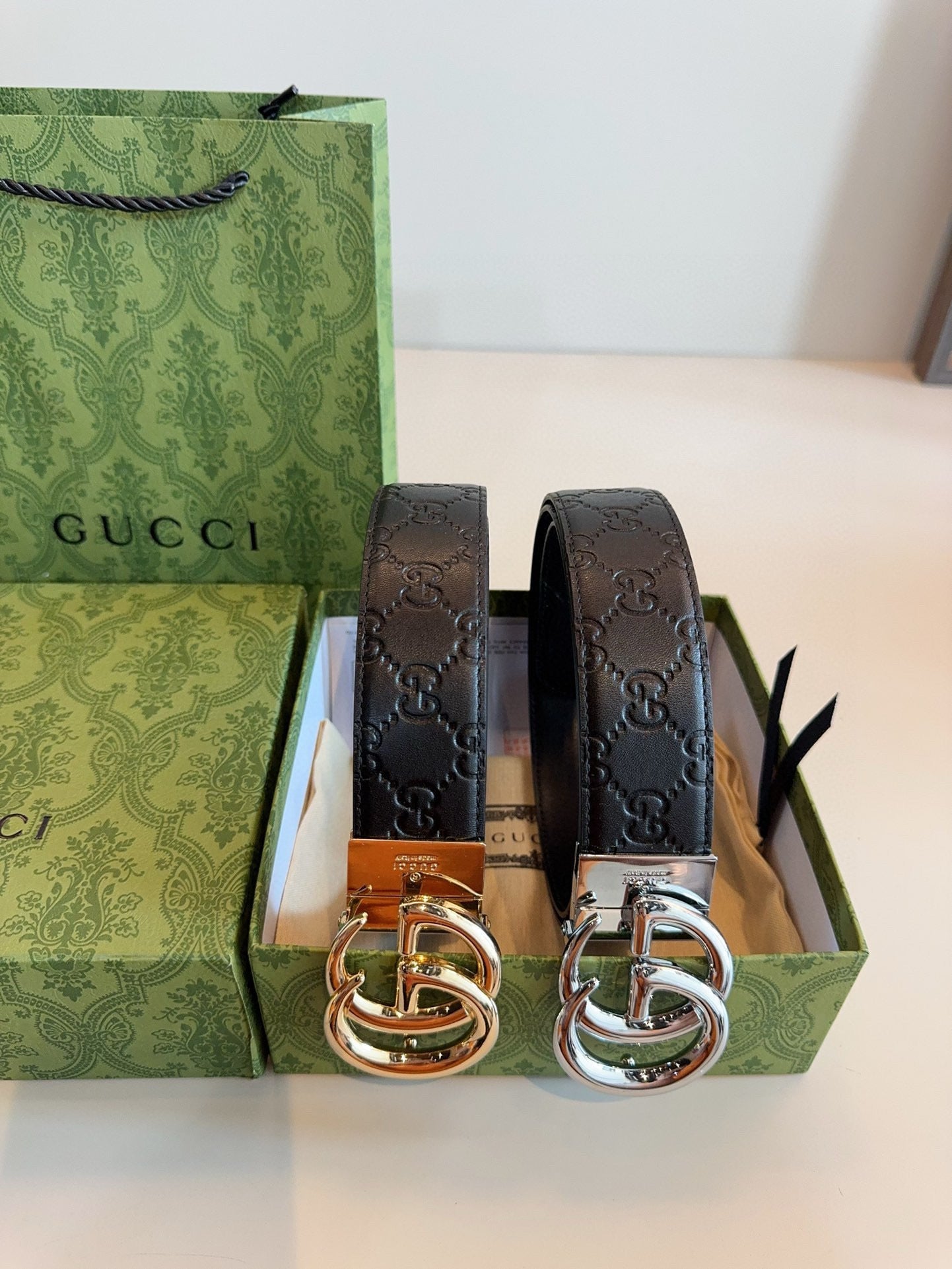 [Luxe]GG Polished steel buckle with printed leather texture