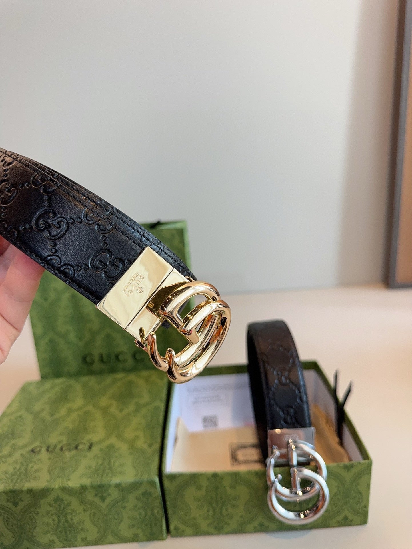 [Luxe]GG Polished steel buckle with printed leather texture
