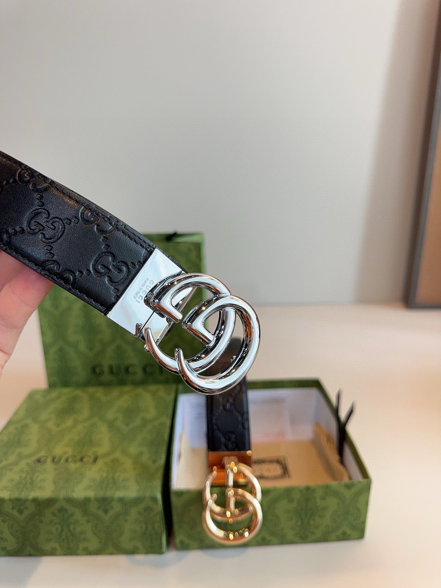 [Luxe]GG Polished steel buckle with printed leather texture