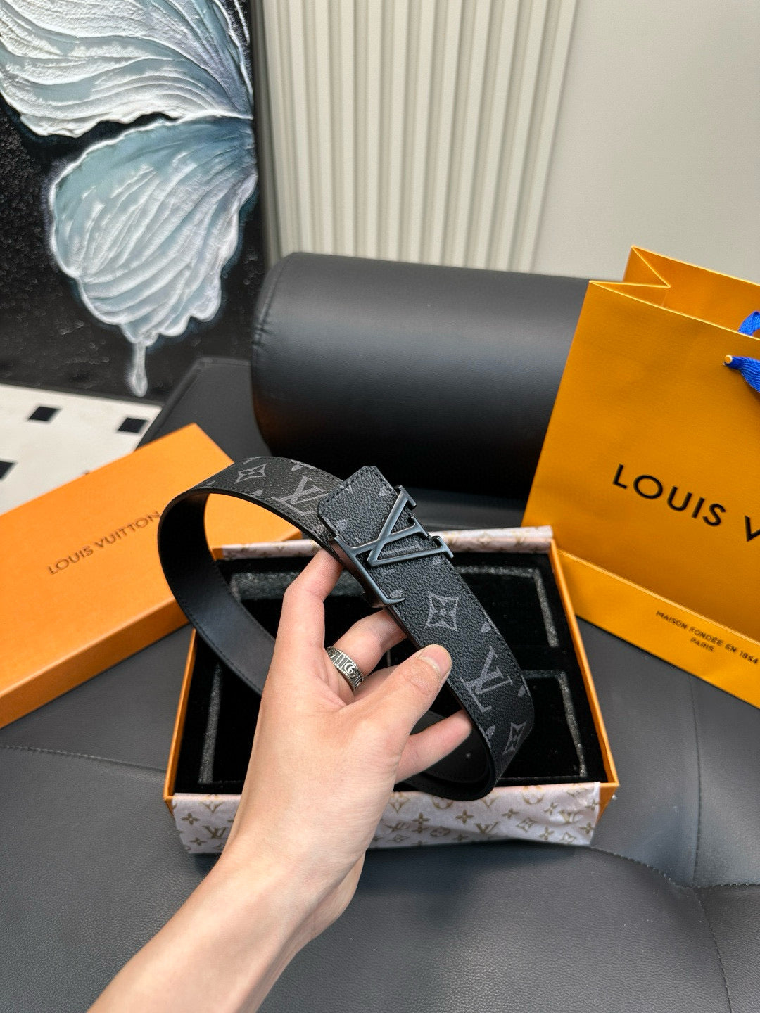 [Luxe]LV Silver and black double-buttoned suit