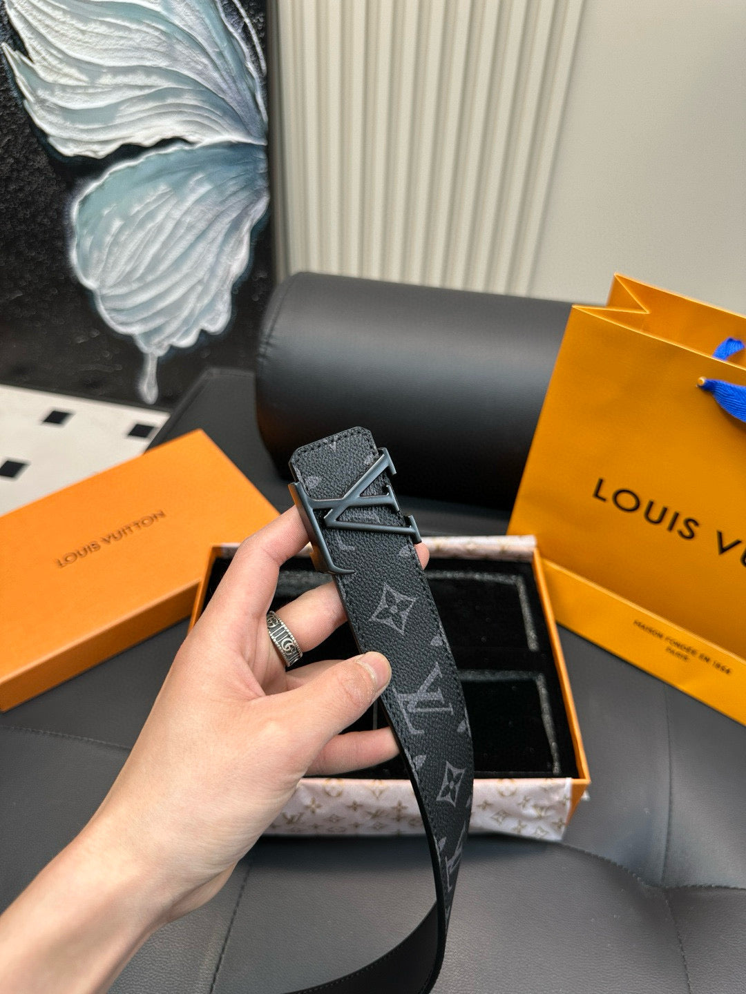 [Luxe]LV Silver and black double-buttoned suit