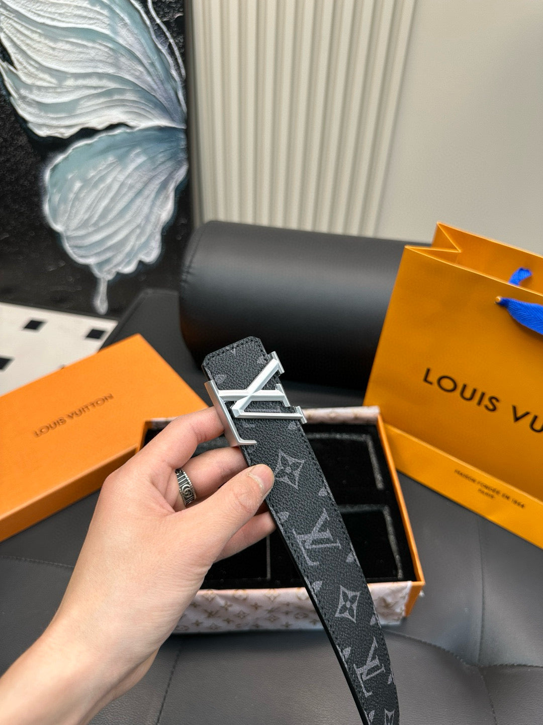 [Luxe]LV Silver and black double-buttoned suit