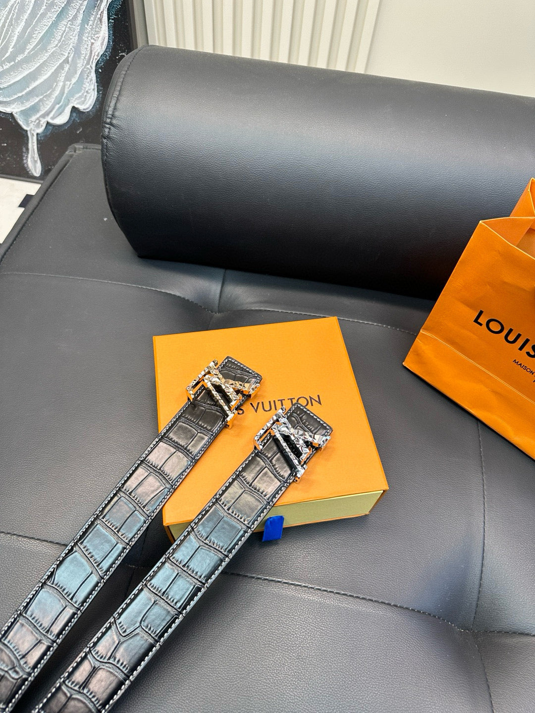 [Luxe]LV Diamond-cut steel buckle with crocodile skin pattern