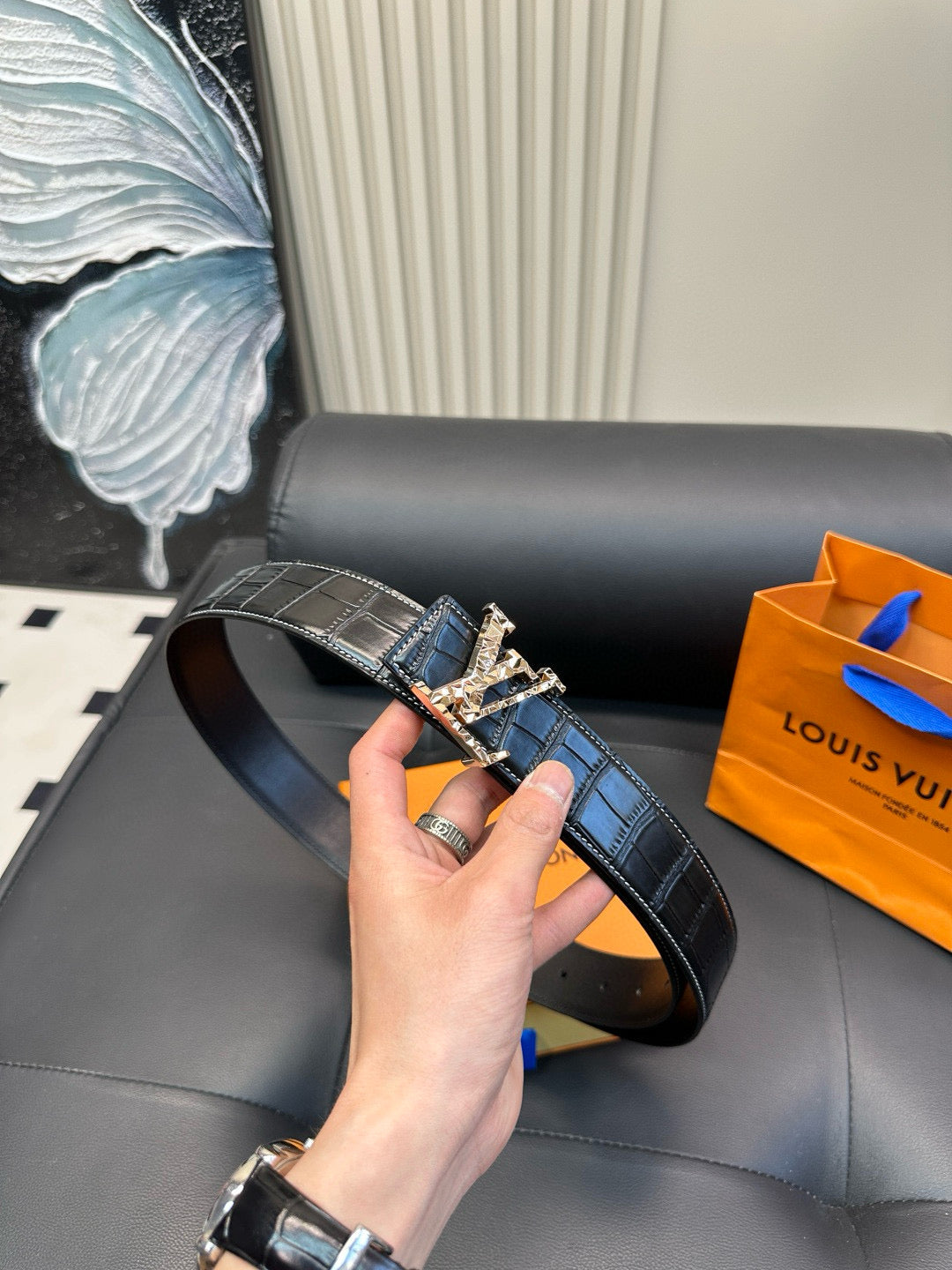 [Luxe]LV Diamond-cut steel buckle with crocodile skin pattern