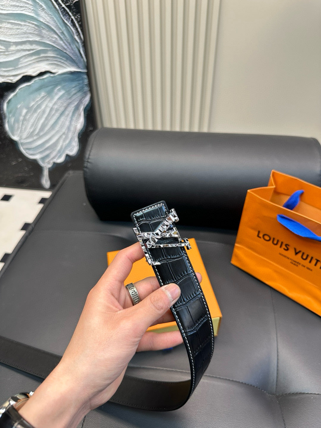 [Luxe]LV Diamond-cut steel buckle with crocodile skin pattern