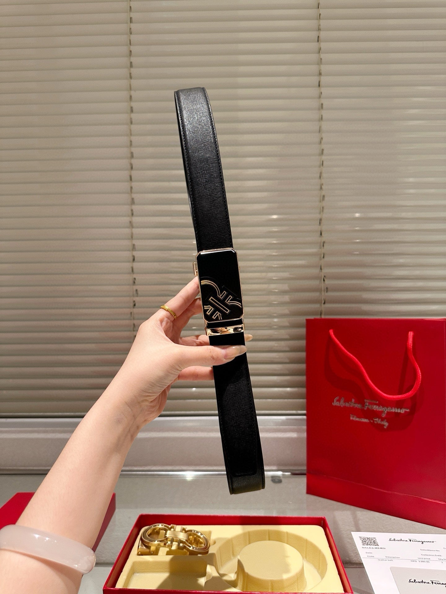 [Luxe]Ferragamo Business fashion suit