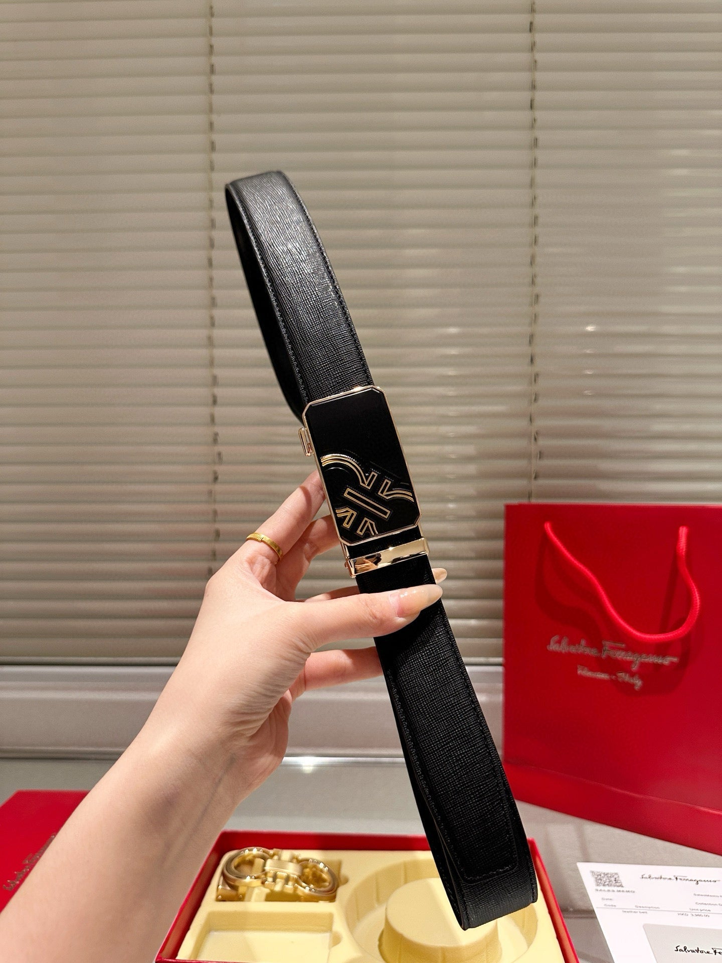 [Luxe]Ferragamo Business fashion suit