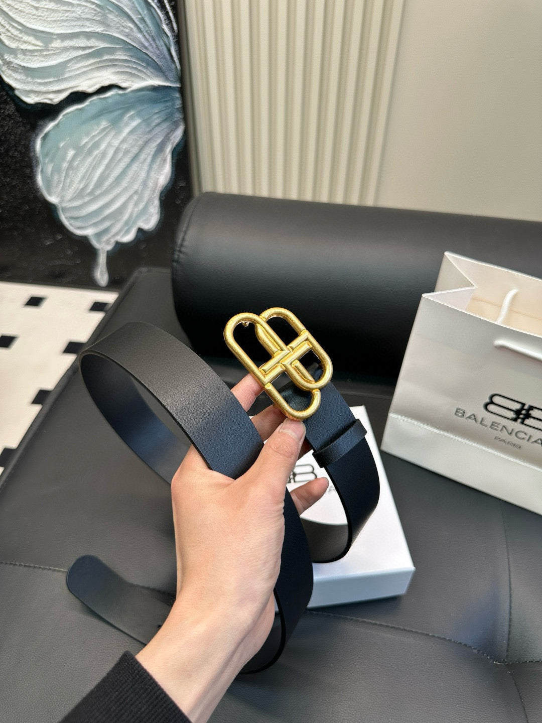 [Luxe]Balenciaga Fashionably simple style