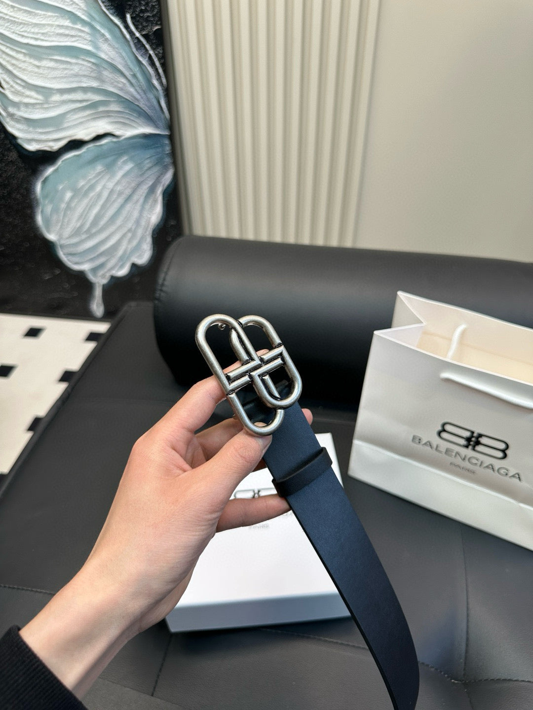[Luxe]Balenciaga Fashionably simple style