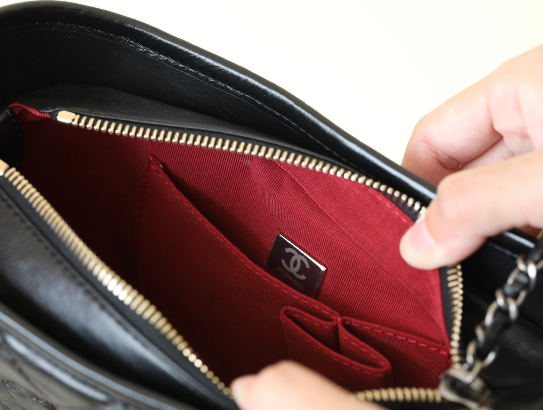 [Luxe]0528 Quilted distressed calfskin Small Black