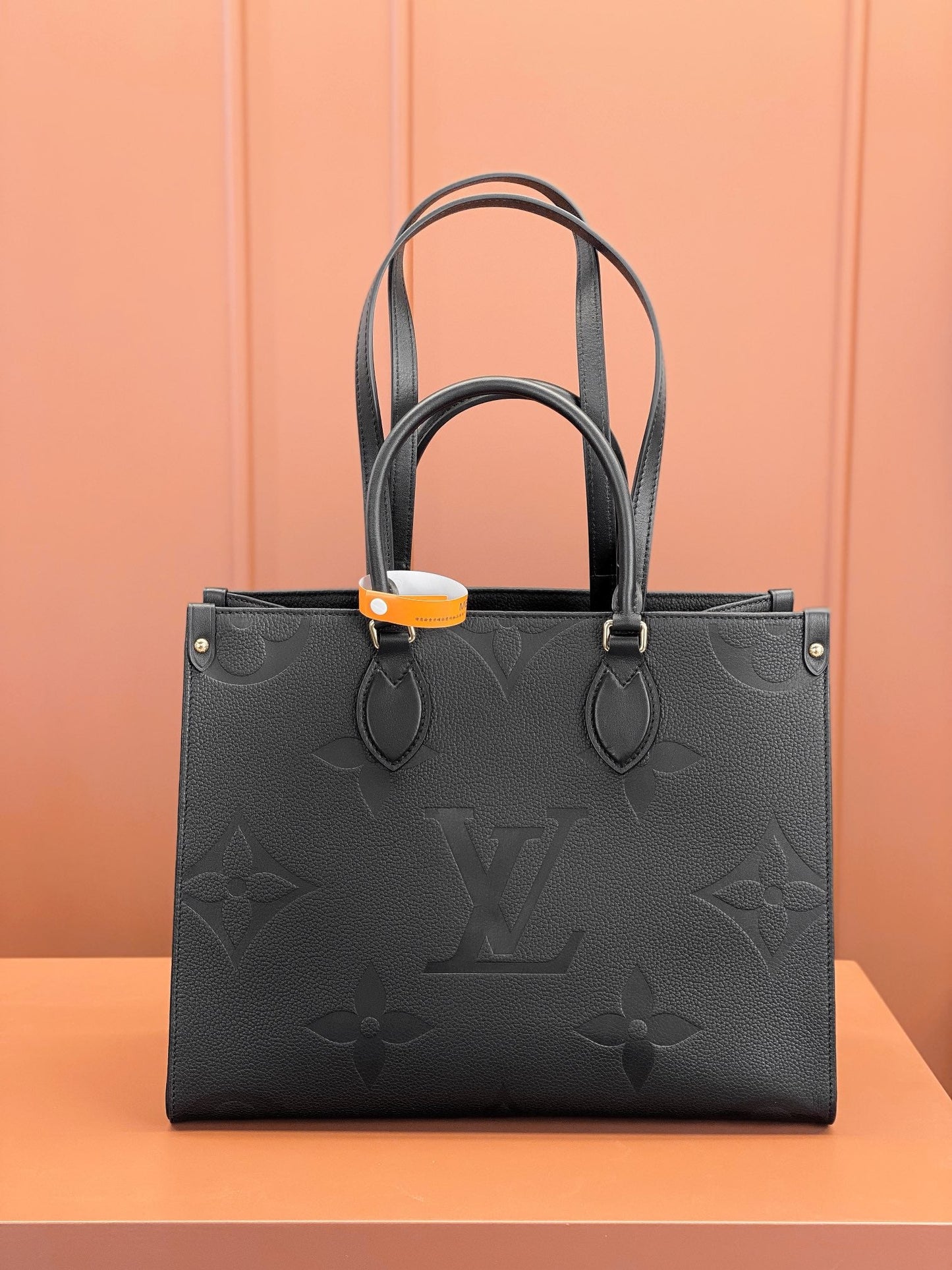 [Luxe]0528 OnTheGo MM Monogram Empreinte Leather