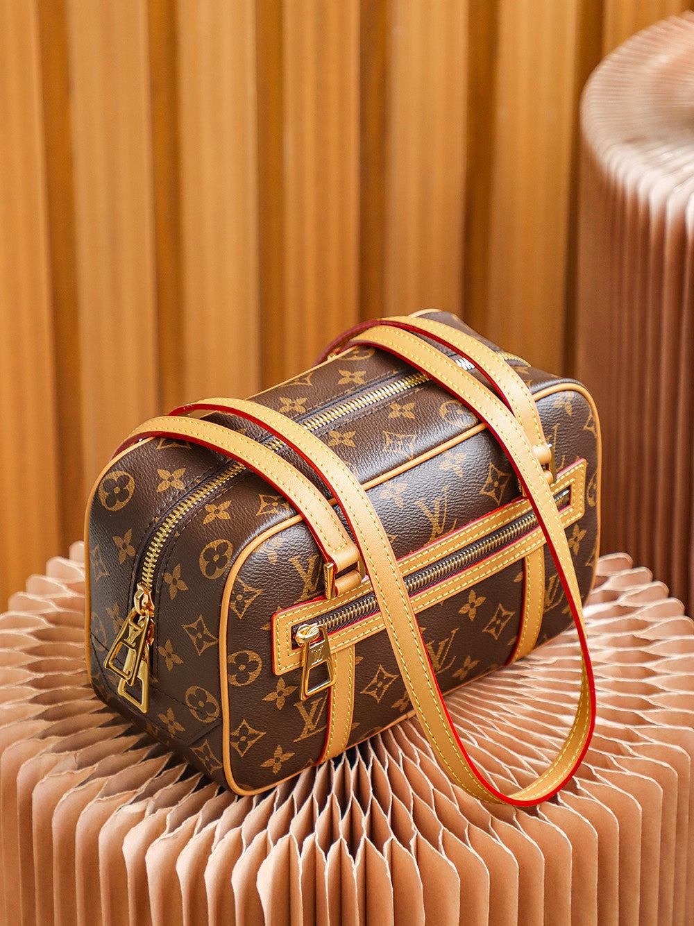 [Luxe]0528 Monogram Canvas Cité Handbag