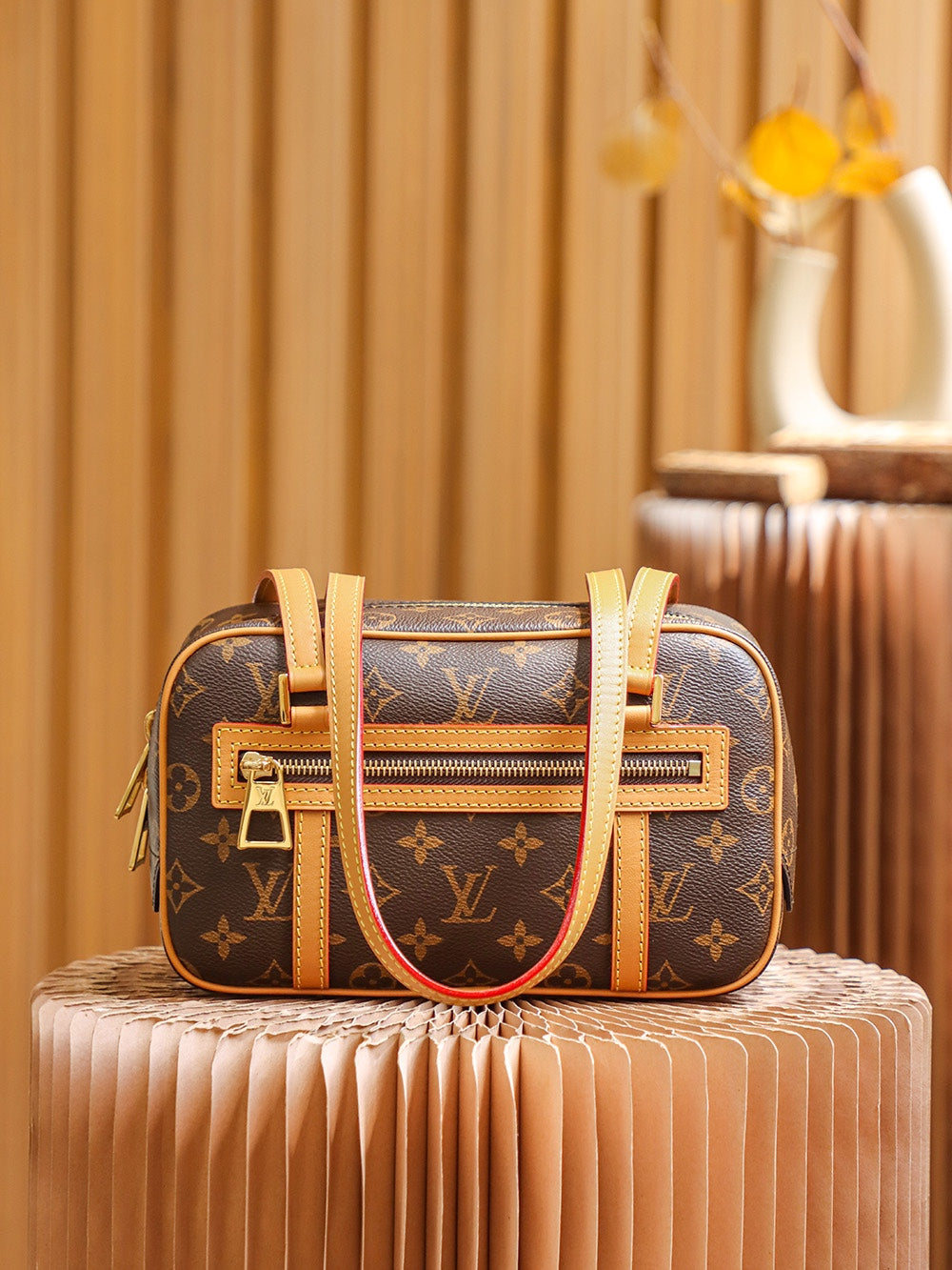 [Luxe]0528 Monogram Canvas Cité Handbag