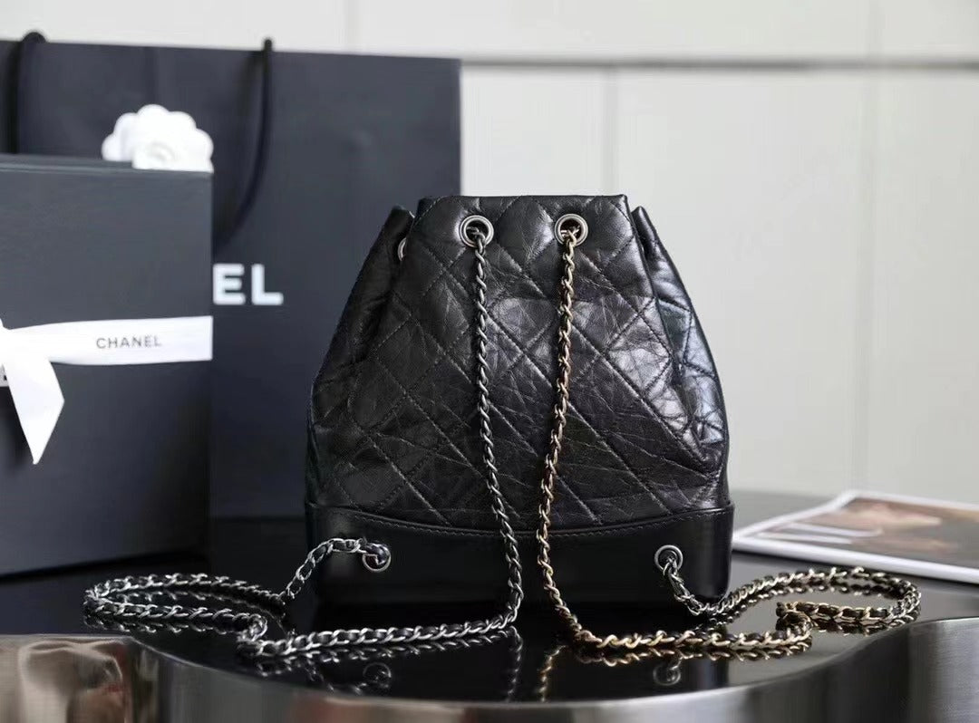 [Luxe]0528 Backpack Distressed Calfskin and Gold Metallic Black