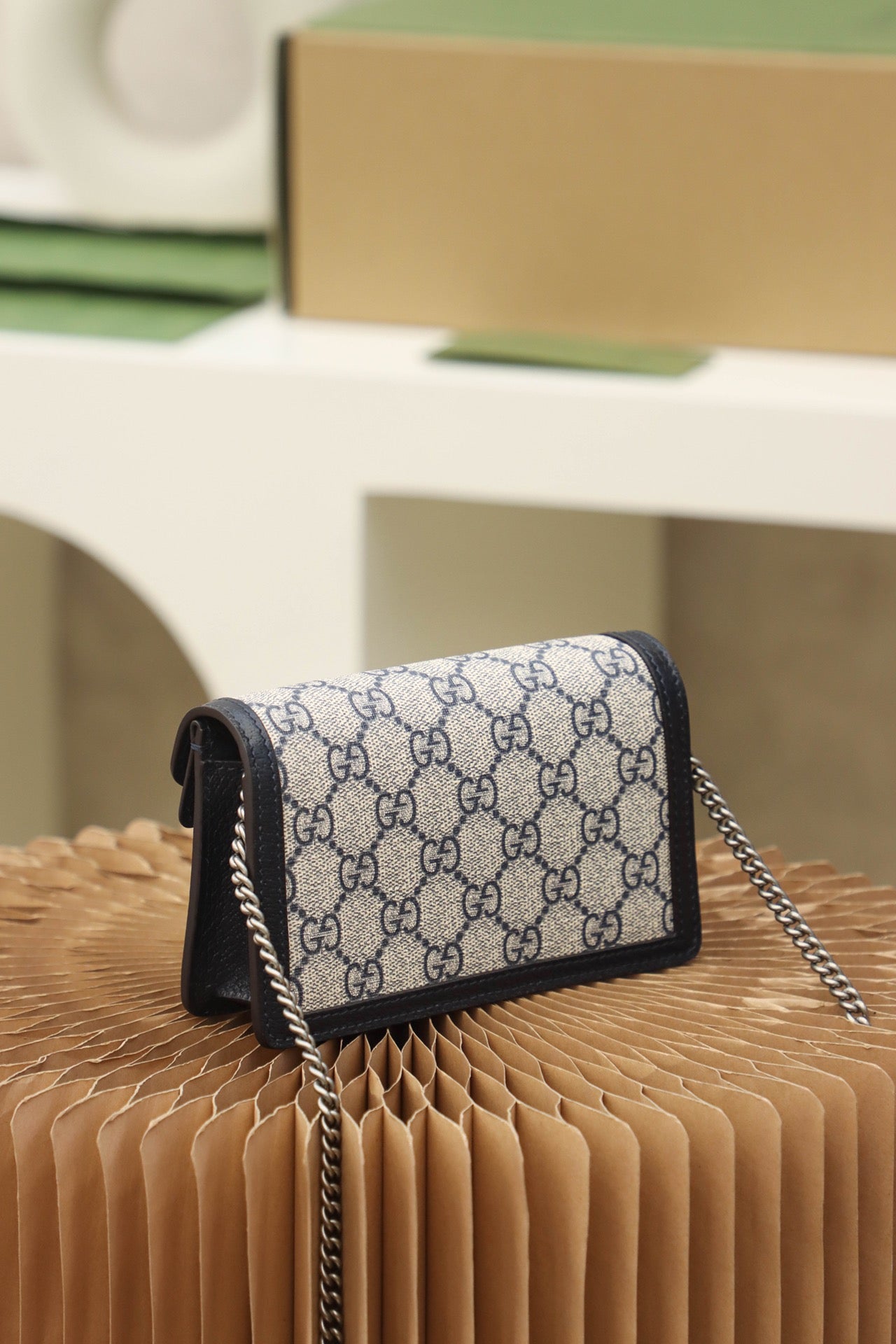 [Luxe]0712 Classic crossbody bag
